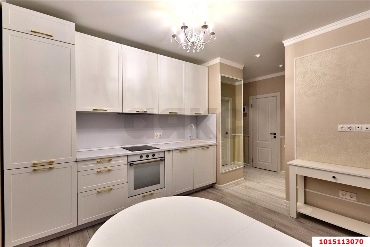 Фото №1: 1-комнатная квартира 35 м² - Краснодар, Светлоград, ул. Красных Партизан, 1/4к3