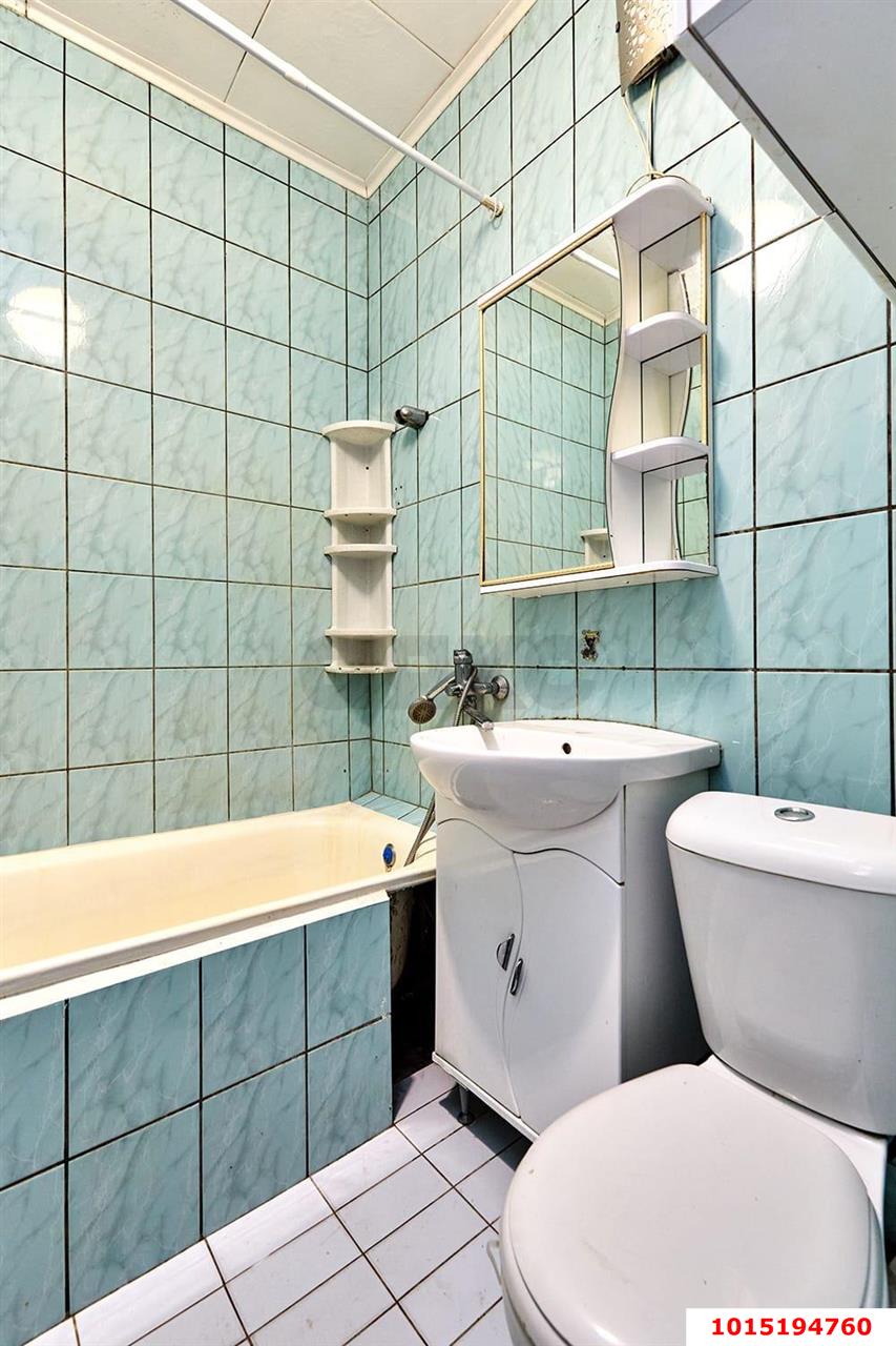 Фото №6: 2-комнатная квартира <span class="whitespace-nowrap">40 м²</span>, <span class="whitespace-nowrap">4/4 эт.</span> - Краснодар, Западный внутригородской округ, мкр. Фестивальный, ул. имени Тургенева, 110