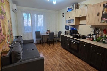 Фото №2: 3-комнатная квартира 73 м² - Краснодар, мкр. Московский, ул. Карякина, 31