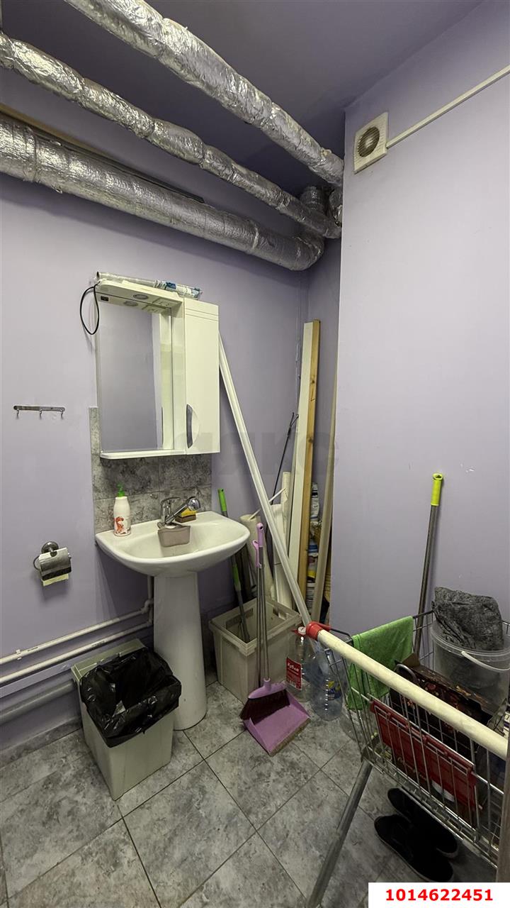 Фото №14: Торговое помещение <span class="whitespace-nowrap">49 м²</span>, <span class="whitespace-nowrap">16 эт.</span> - Краснодар, Прикубанский внутригородской округ, ж/р Восточный, ул. имени 40-летия Победы, 188