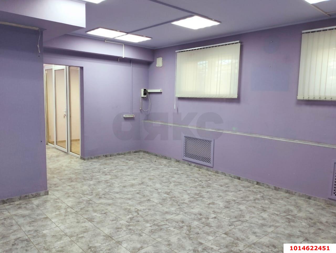 Фото №4: Студия 49 м² - Краснодар, Прикубанский внутригородской округ, ж/р Восточный, ул. имени 40-летия Победы, 188