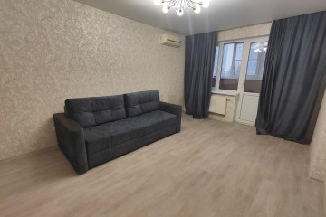 Фото №2: 2-комнатная квартира 54 м² - Краснодар, мкр. жилой комплекс Три Богатыря, ул. Садовая, 161/2к2