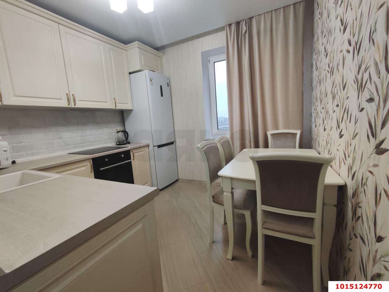 Фото №4: 2-комнатная квартира 54 м² - Краснодар, жилой комплекс Три Богатыря, ул. Садовая, 161/2к2