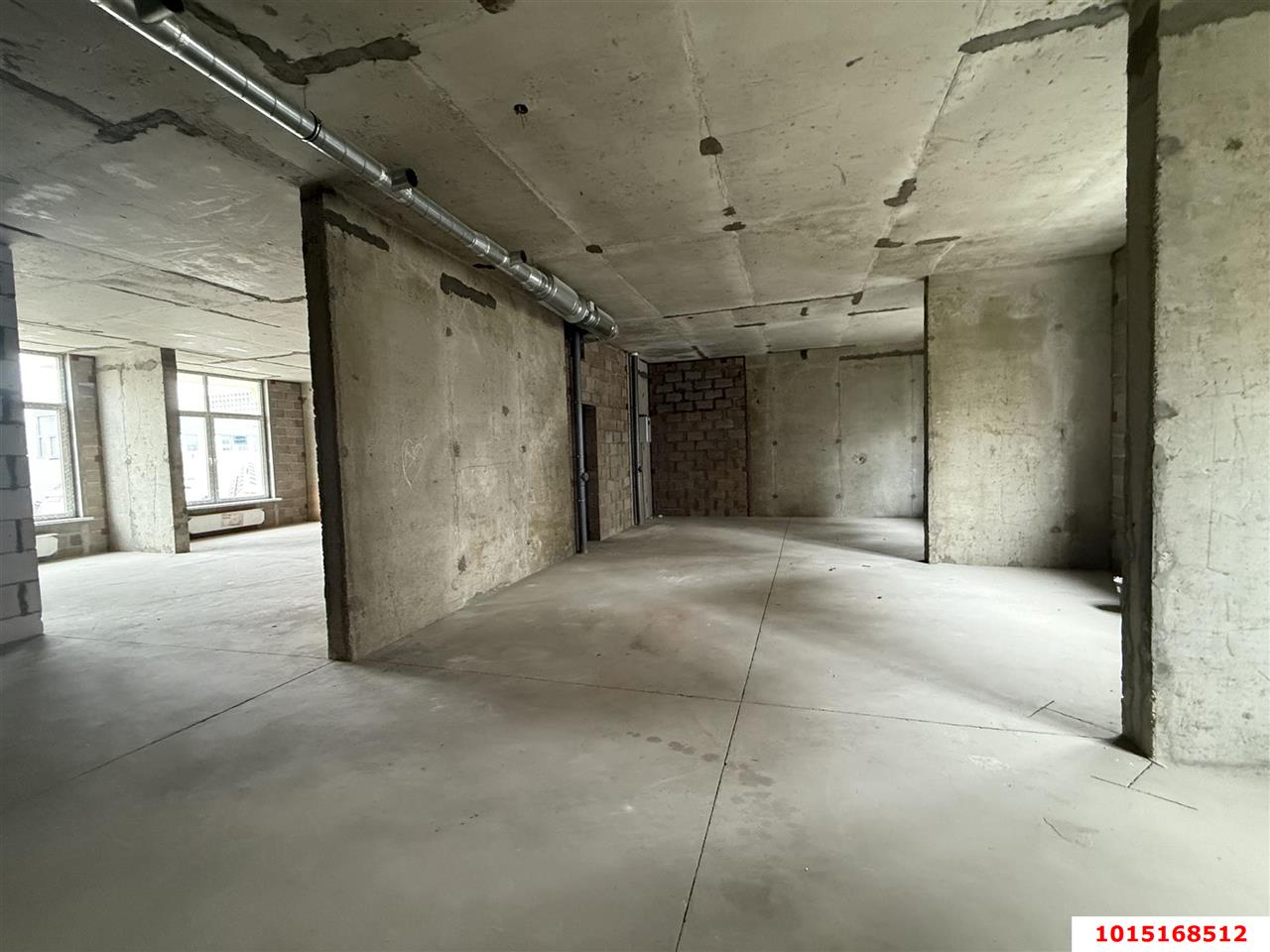 Фото №9: Торговое помещение 130 м² - Краснодар, жилой комплекс Южане, ул. Даниила Смоляна, 71