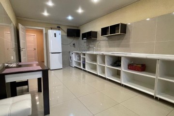 Фото №1: Готовый бизнес 51 м² - Краснодар, мкр. Гидростроителей, ул. Парусная, 20