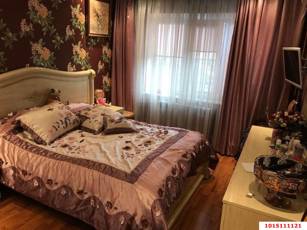 Фото №1: 3-комнатная квартира 70 м² - Краснодар, мкр. Западный внутригородской округ, ул. Красная, 147/2