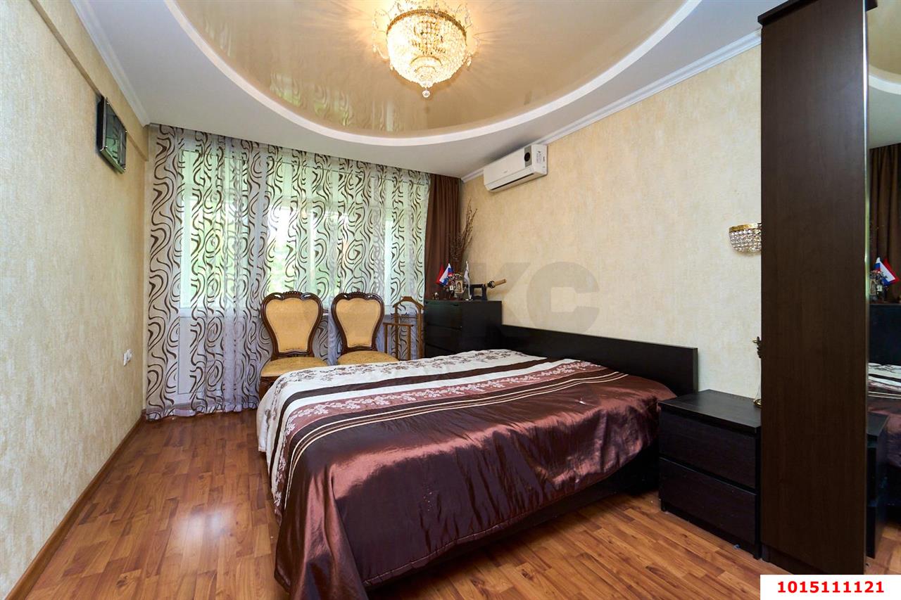 Фото №6: 3-комнатная квартира <span class="whitespace-nowrap">70 м²</span>, <span class="whitespace-nowrap">5/5 эт.</span> - Краснодар, мкр. Западный внутригородской округ, ул. Красная, 155