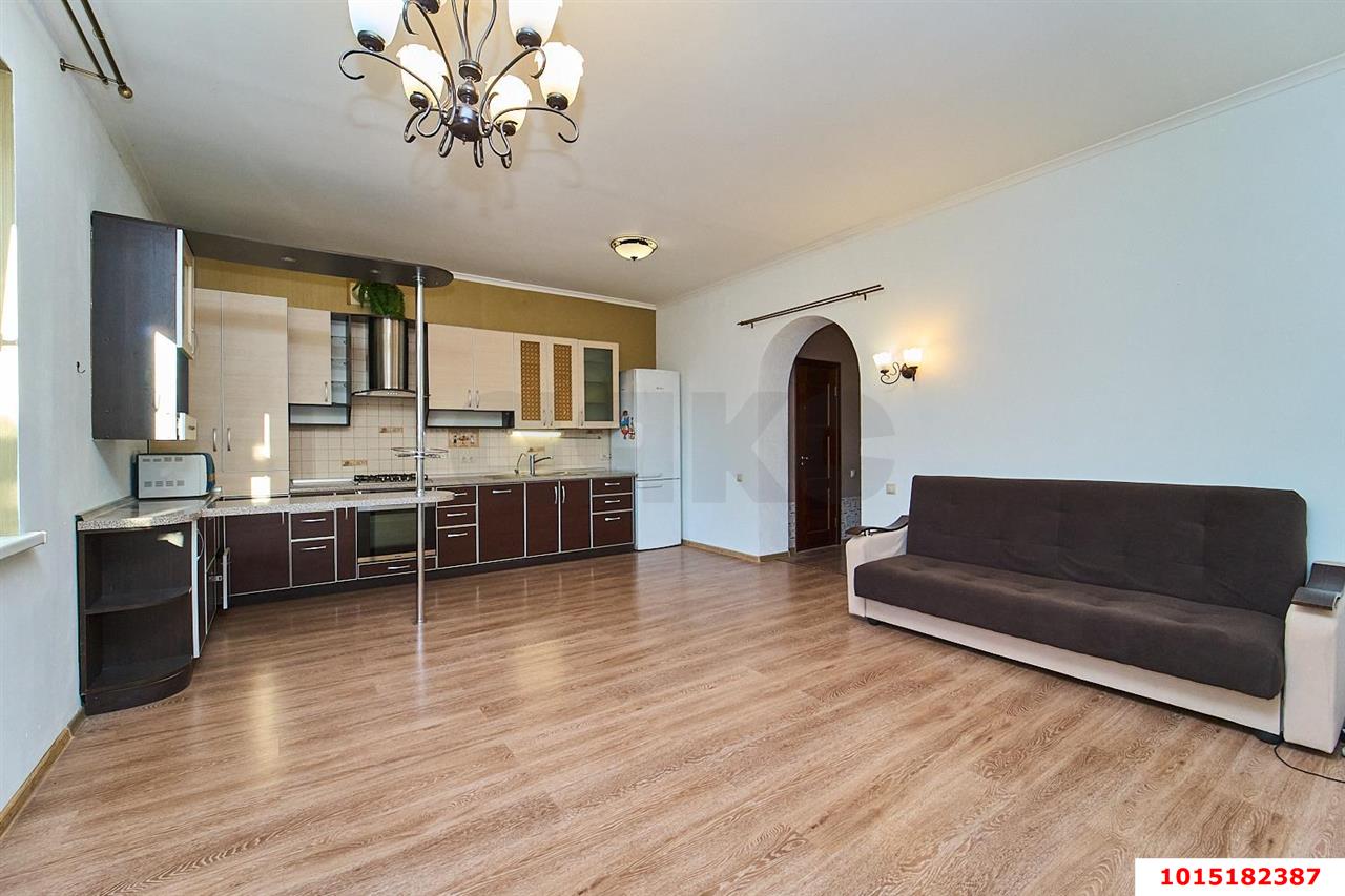 Фото №4: Таунхаус 152 м² + 2 сот. - Краснодар, Отделение № 1 ОПХ Колос, ул. Цветная, 43