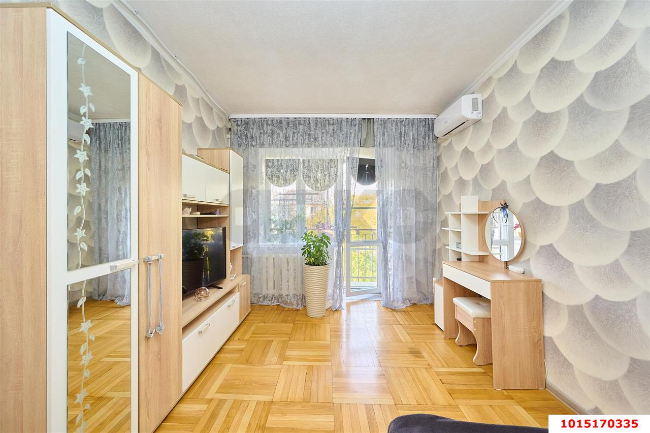 Фото №1: 3-комнатная квартира 60 м² - Краснодар, Карасунский внутригородской округ, мкр. Черёмушки, ул. Ставропольская, 125/2