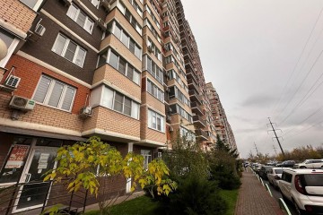 Фото №1: 1-комнатная квартира 45 м² - Краснодар, мкр. жилой комплекс Премьера, ул. Автолюбителей, 1/3к2
