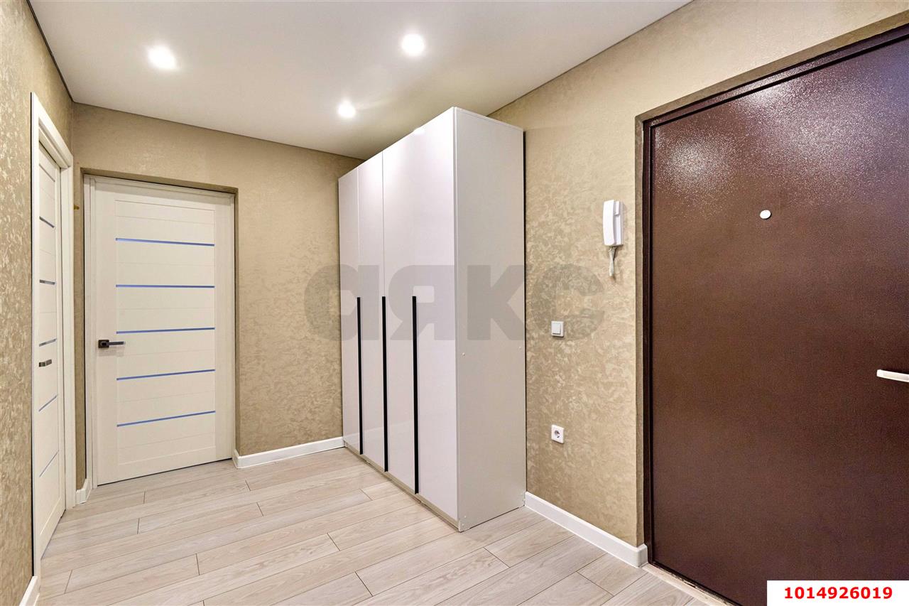 Фото №13: 2-комнатная квартира 67 м² - Краснодар, Восточно-Кругликовский, ул. Героев-Разведчиков, 17