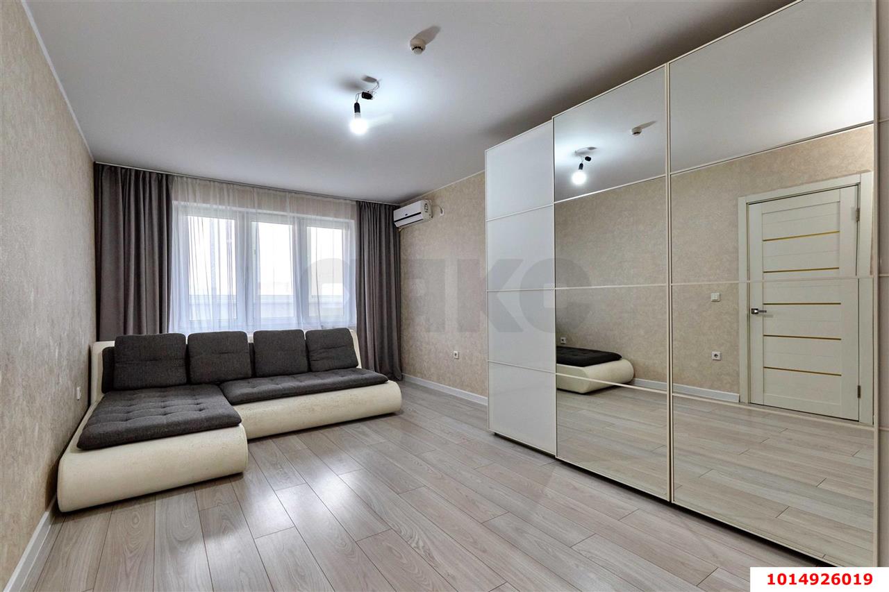 Фото №10: 2-комнатная квартира 67 м² - Краснодар, Восточно-Кругликовский, ул. Героев-Разведчиков, 17