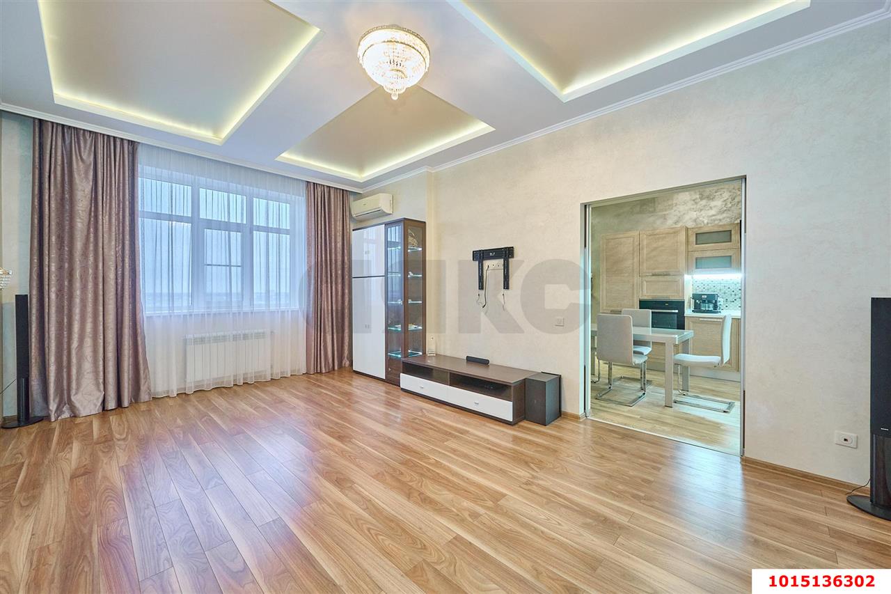 Фото №7: 2-комнатная квартира 98 м² - Краснодар, Западный внутригородской округ, ЖК Новый Город, мкр. Юбилейный, б-р Клары Лучко, 16