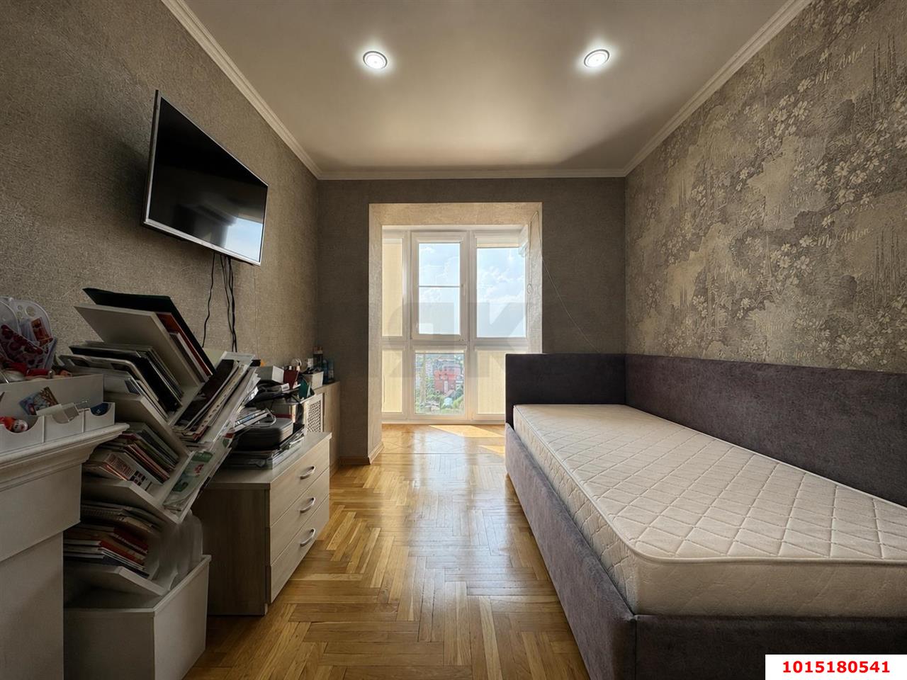 Фото №4: 2-комнатная квартира <span class="whitespace-nowrap">50 м²</span>, <span class="whitespace-nowrap">9/9 эт.</span> - Краснодар, Западный внутригородской округ, мкр. Центральный, ул. Севастопольская, 4