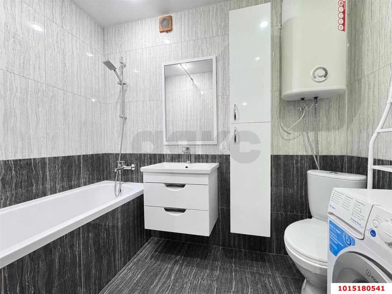 Фото №5: 2-комнатная квартира <span class="whitespace-nowrap">50 м²</span>, <span class="whitespace-nowrap">9/9 эт.</span> - Краснодар, Западный внутригородской округ, мкр. Центральный, ул. Севастопольская, 4
