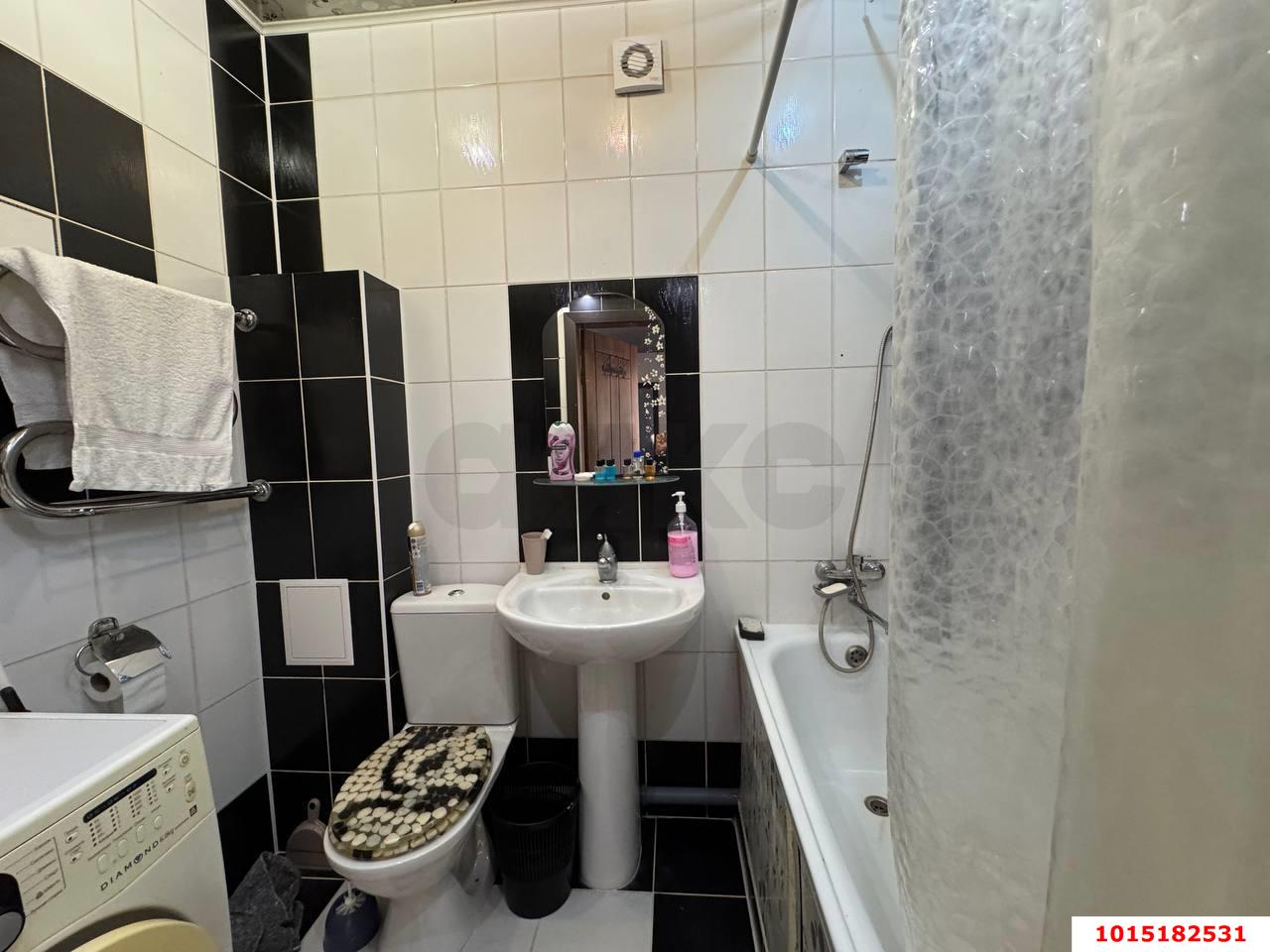 Фото №8: 2-комнатная квартира 52 м² - Краснодар, Прикубанский внутригородской округ, Завод Радиоизмерительных Приборов, мкр. Музыкальный, ул. Агрохимическая, 128