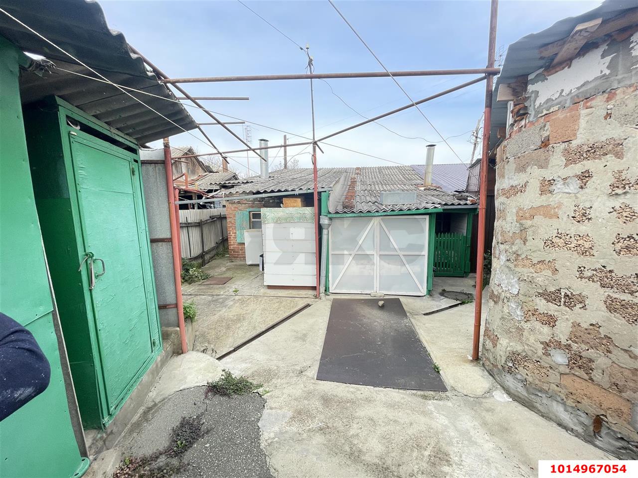 Фото №12: Часть дома <span class="whitespace-nowrap">30 м²</span> <span class="whitespace-nowrap">+ 1 сот.</span>, <span class="whitespace-nowrap">1 эт.</span> - Краснодар, Западный внутригородской округ, мкр. Центральный, ул. Братьев Игнатовых, 52