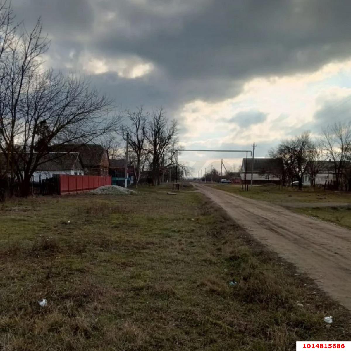 Фото №1: Земельный участок под ИЖС 36.7 сот. - Свободный, ул. Школьная, 6