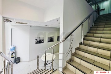 Фото №1: Офисное помещение 282 м² - Краснодар, мкр. Центральный, ул. Красноармейская, 66