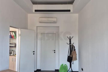 Фото №3: Офисное помещение 600 м² - Краснодар, мкр. Завод Измерительных Приборов, ул. Зиповская, 5