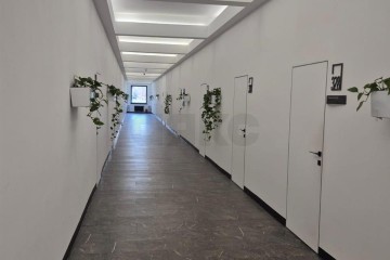 Фото №1: Офисное помещение 600 м² - Краснодар, мкр. Завод Измерительных Приборов, ул. Зиповская, 5