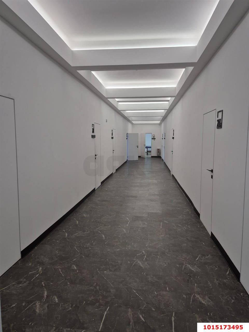 Фото №2: Офисное помещение 600 м² - Краснодар, Завод Измерительных Приборов, ул. Зиповская, 5