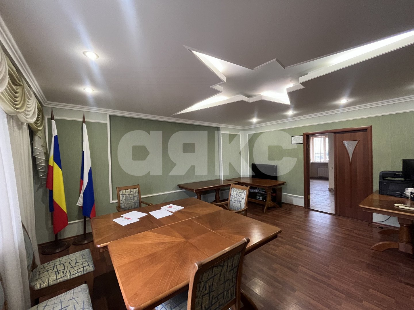 Фото №3: Коммерция 1490 м² - Ростов-на-Дону, некоммерческое  Лесополоса, ул. Таганрогская, 205