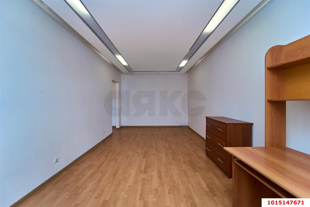 Фото №3: 1-комнатная квартира 45 м² - Краснодар, Карасунский внутригородской округ, мкр. Камвольно-суконный Комбинат, ул. Сормовская, 9/2