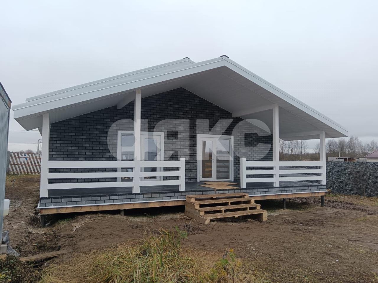 Фото №3: Дом 200 м² + 6.5 сот. - КП Адмирал