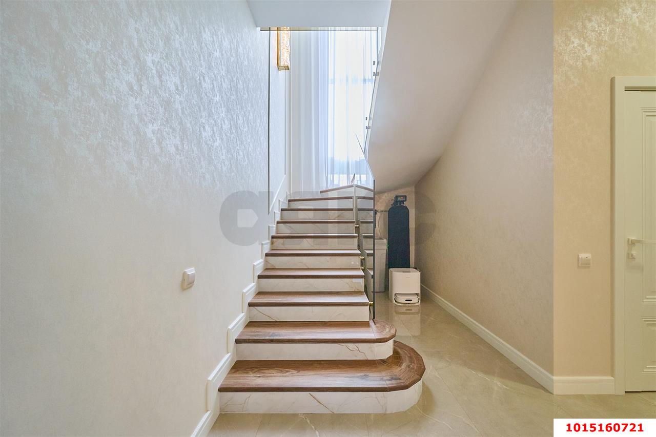 Фото №10: Дом 140 м² + 3 сот. - Краснодар, Прикубанский внутригородской округ, пр-д 3-й  Куликова Поля