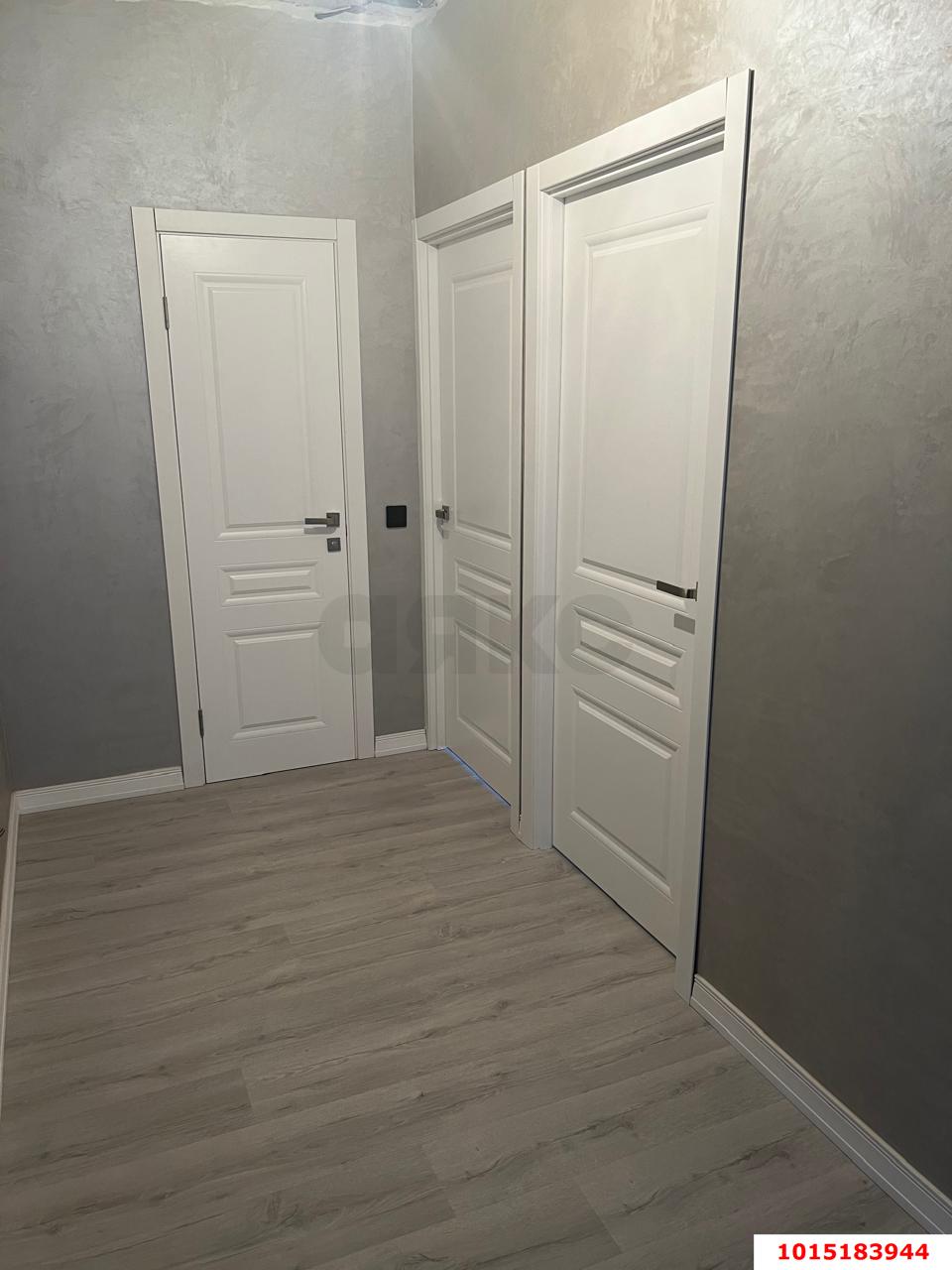 Фото №2: 2-комнатная квартира 56 м² - Краснодар, жилой комплекс Самолёт, ул. Западный Обход, 39/2