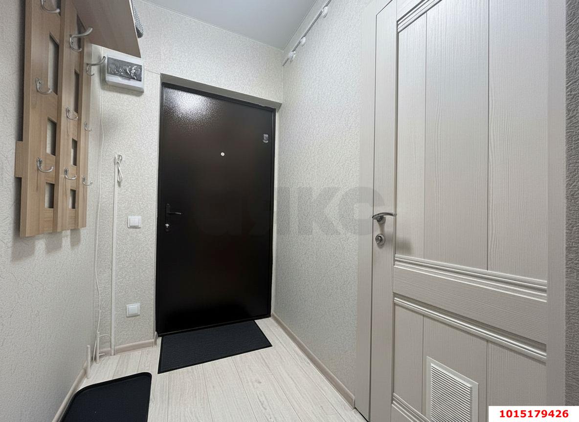 Фото №4: 1-комнатная квартира 36 м² - Краснодар, жилой комплекс Квартал № 6, ул. имени Героя Советского Союза Якова Кобзаря, 1