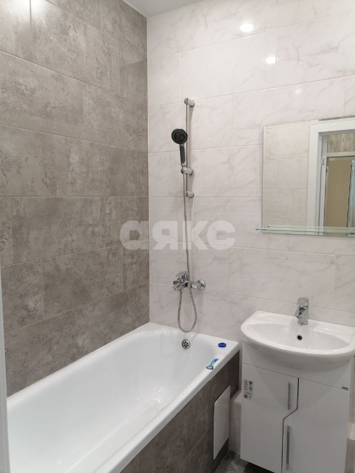 Фото №8: 2-комнатная квартира 63 м² - Ростов-на-Дону, жилой комплекс Скай Парк, ул. Нансена, 83с2