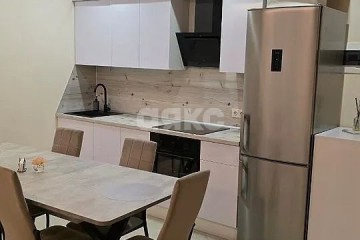 Фото №1: 2-комнатная квартира 69 м² - Ростов-на-Дону, мкр. 5-й, пр-кт Королёва, 2/3