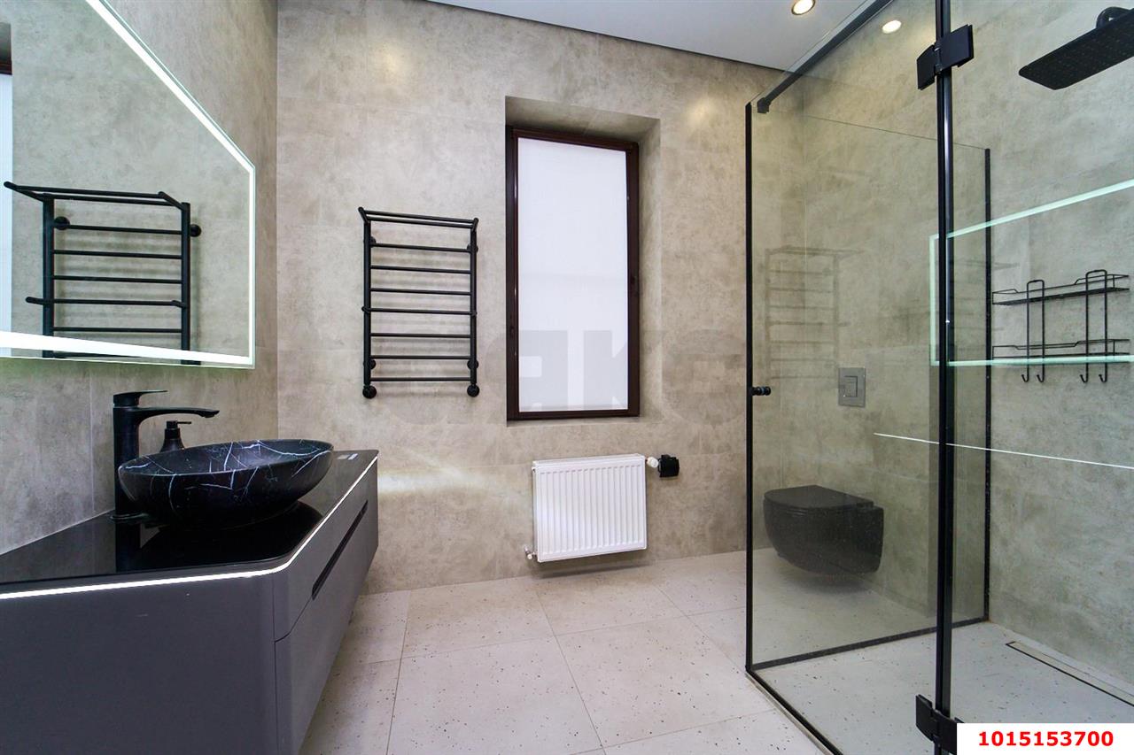 Фото №15: Дом 241 м² + 4 сот. - Краснодар, Прикубанский внутригородской округ, п. коттеджный  Зелёная Долина, ул. Нормандская, 14