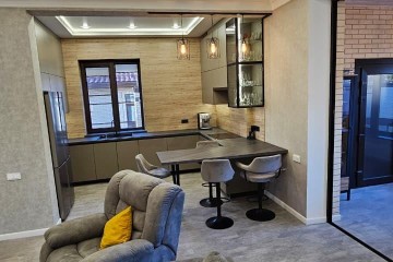 Фото №3: Дом 241 м² - Краснодар, п. коттеджный  Зелёная Долина, ул. Нормандская, 2