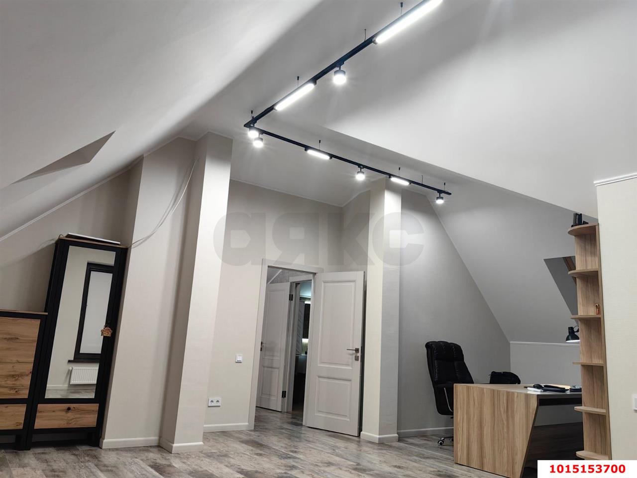 Фото №13: Дом 241 м² + 4 сот. - Краснодар, коттеджный  Зелёная Долина, ул. Нормандская, 2