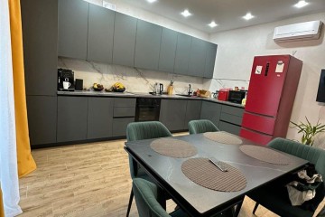 Фото №1: Дом 179 м² - Южный, мкр. Олимпийский, ул. Длинная, 1