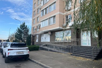 Фото №2: Торговое помещение 90 м² - Краснодар, мкр. Гидростроителей, ул. Трудовой Славы, 62Ак1