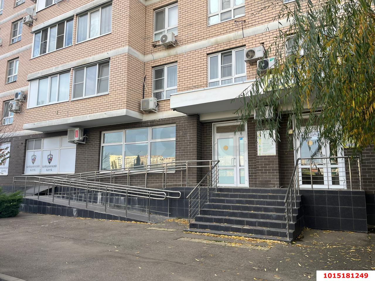 Фото №2: Торговое помещение 35 м² - Краснодар, Гидростроителей, ул. Трудовой Славы, 62Ак1