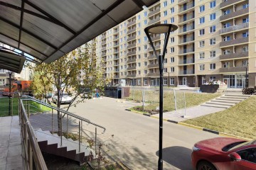 Фото №4: Торговое помещение 30 м² - Краснодар, мкр. жилой комплекс Дыхание, ул. Лётчика Позднякова, 2к11