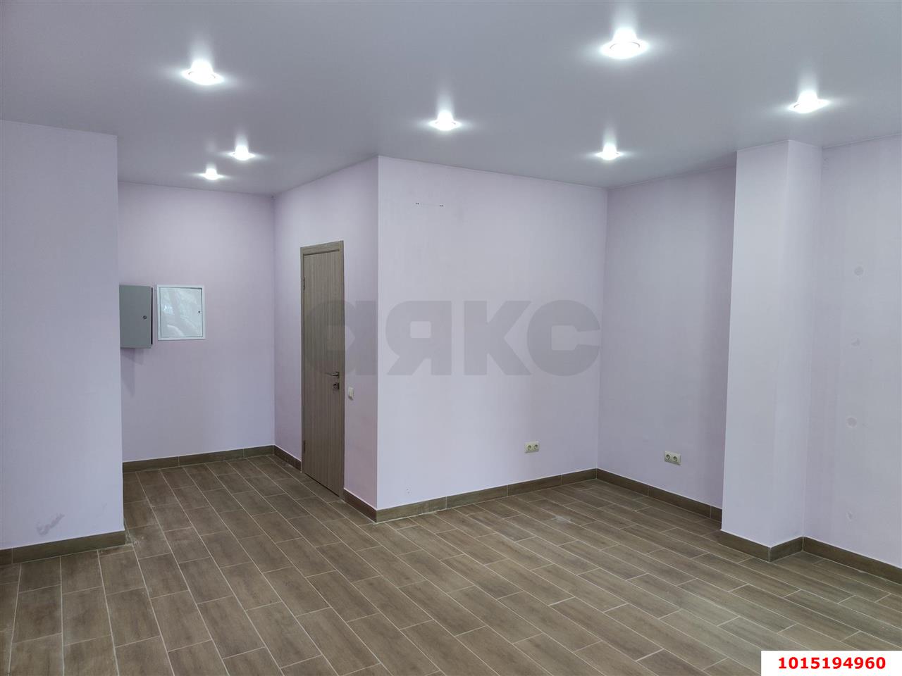 Фото №6: Торговое помещение 30 м² - Краснодар, жилой комплекс Дыхание, ул. Лётчика Позднякова, 2к11