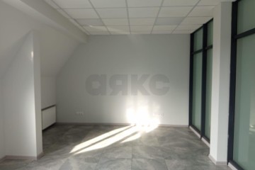 Фото №5: Офисное помещение 98 м² - Краснодар, мкр. Западный внутригородской округ, ул. имени Дзержинского, 8