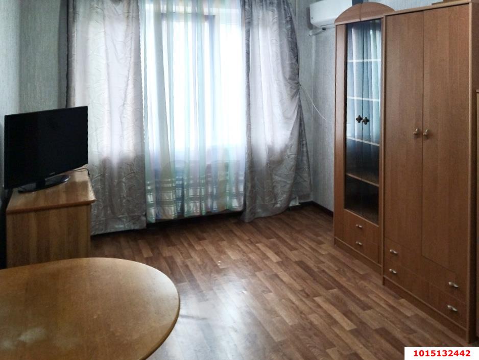 Фото №1: 1-комнатная квартира 38 м² - Краснодар, Восточный, ул. Генерала Трошева, 17
