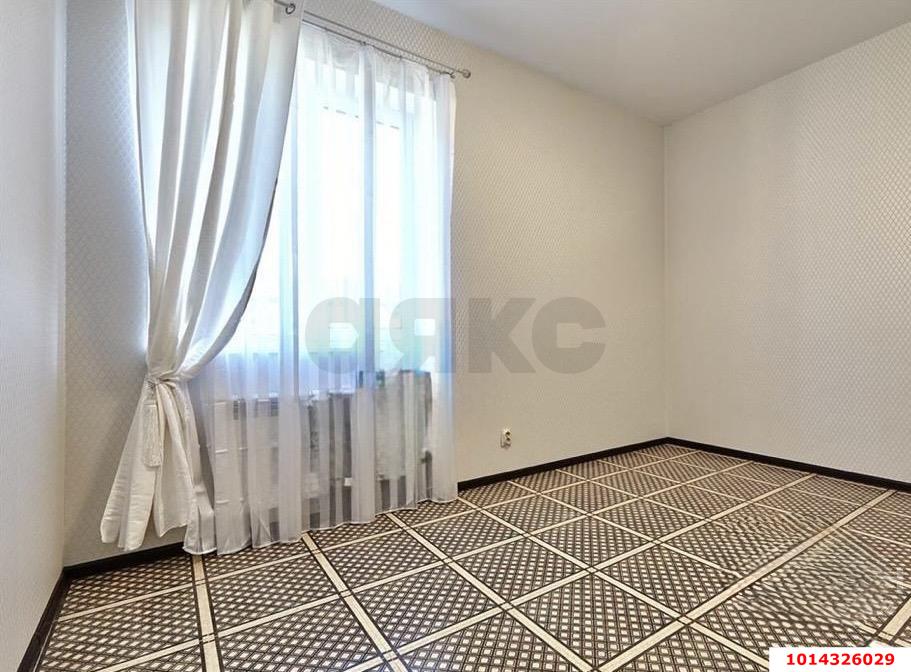 Фото №3: Дом 192 м² + 3 сот. - Плодородный, мкр. Прикубанский внутригородской округ, ул. Педагогическая, 1