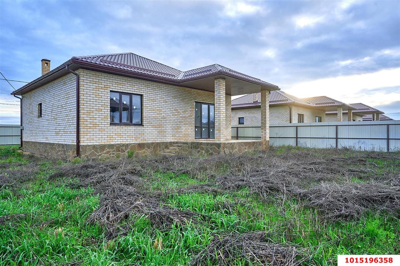 Фото №2: Дом 108 м² + 6 сот. - Старокорсунская, Карасунский внутригородской округ, п. коттеджный  Усадьба Виктория, ул. Владимирская, 66