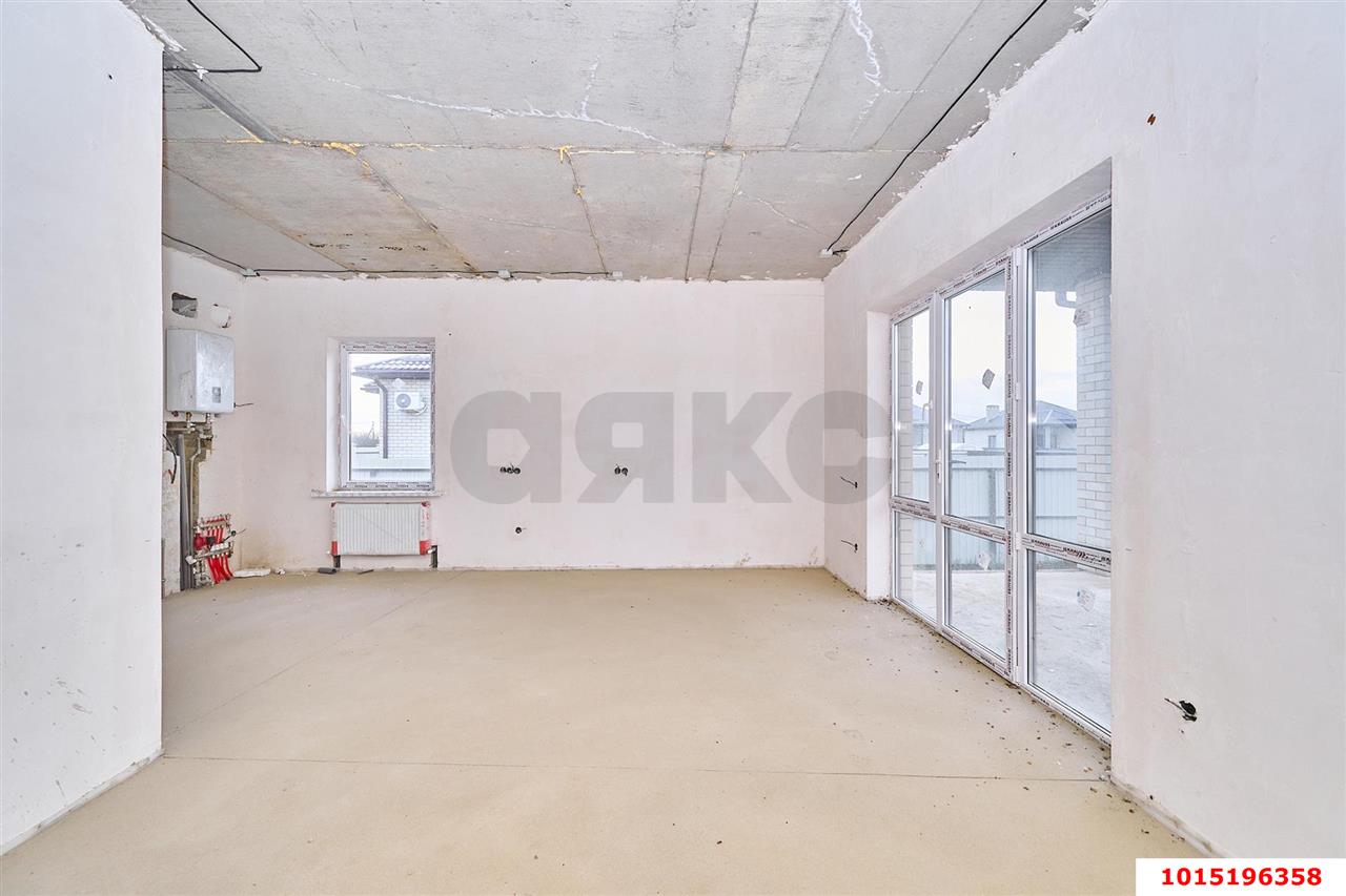 Фото №4: Дом 108 м² + 6 сот. - Старокорсунская, Карасунский внутригородской округ, п. коттеджный  Усадьба Виктория, ул. Владимирская, 66