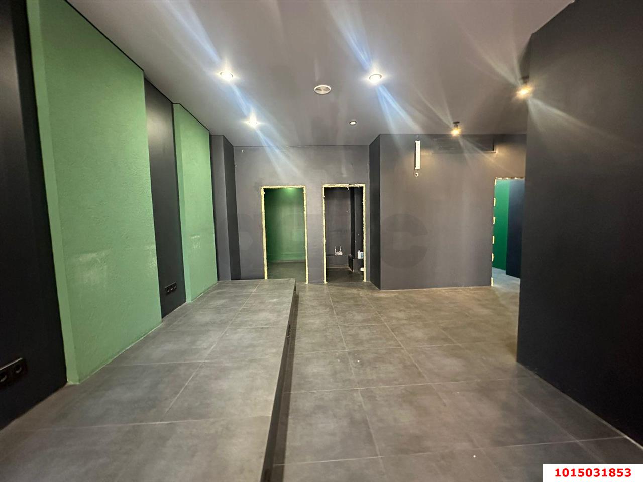 Фото №4: Торговое помещение 109 м² - Краснодар, Центральный, ул. Кубанская набережная, 56