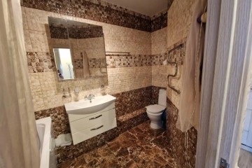 Фото №4: 2-комнатная квартира 57 м² - Берёзовый, мкр. Витаминкомбинат, ул. Декоративная, 1/5