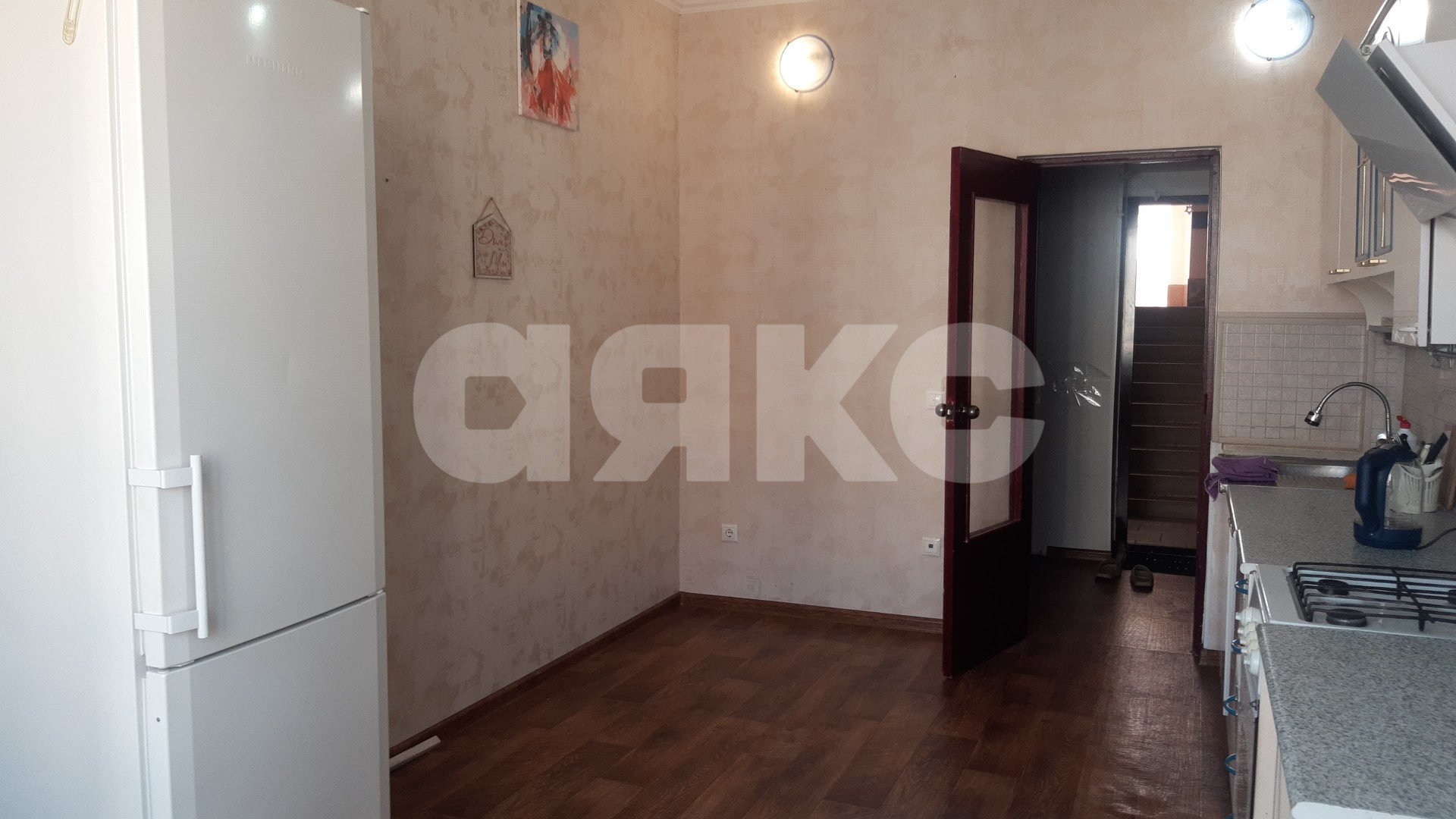 Фото №3: 2-комнатная квартира 65 м² - Горячий Ключ, Администрация, ул. Ленина, 210